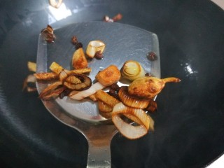 香辣里脊肉条  新文美食 